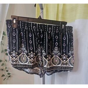 Boho Festival Shorts Size M